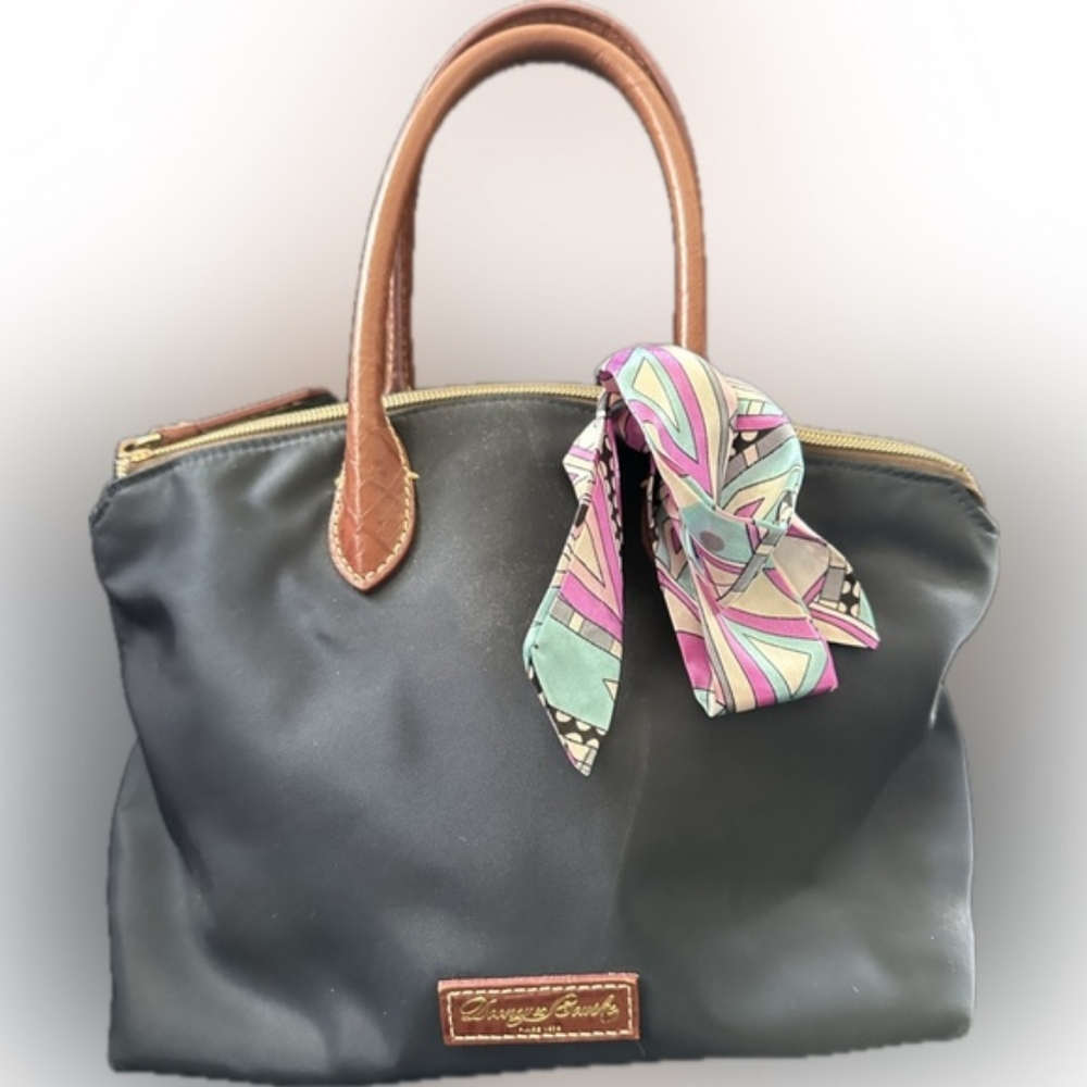 Dooney & Bourke Nylon Dome handbag - Navy